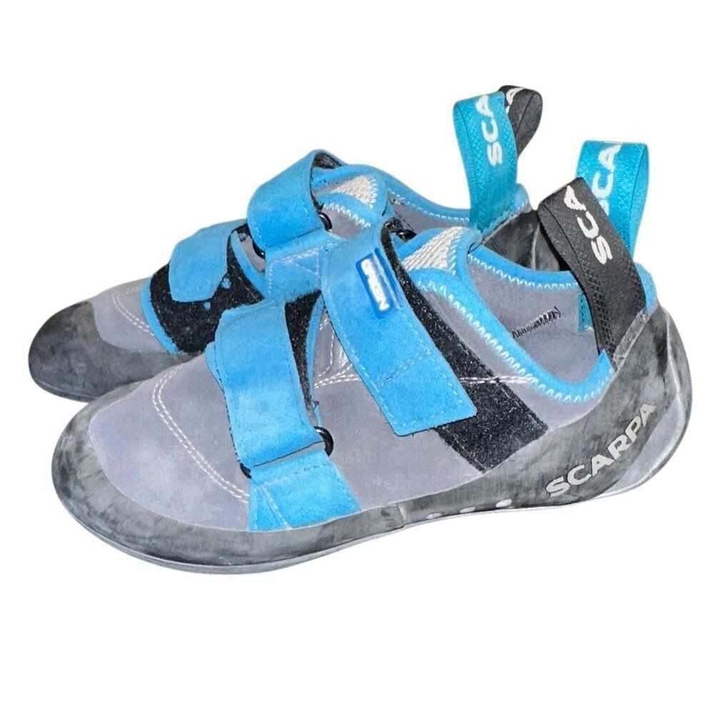SCARPA Origin rock Climbing Shoes. M- 5, w- 6, EU 37 boulder, black + blue